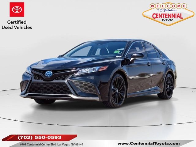 2022 Toyota Camry Hybrid XSE