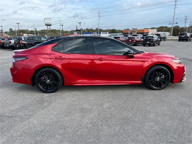 2022 Toyota Camry Hybrid XSE