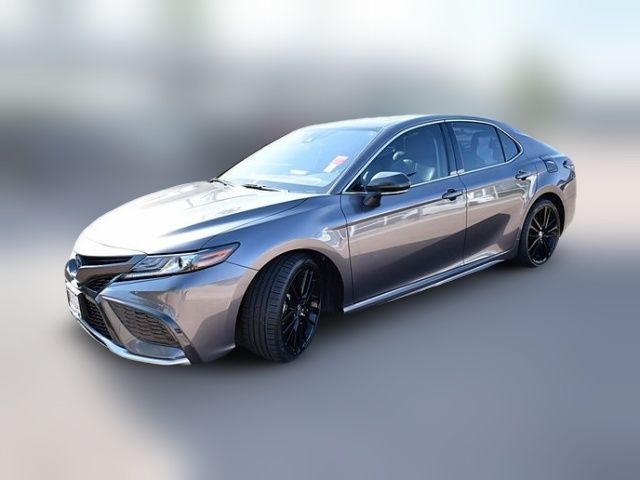 2022 Toyota Camry Hybrid XSE