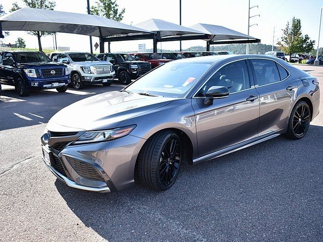 2022 Toyota Camry Hybrid XSE