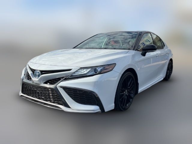 2022 Toyota Camry Hybrid XSE