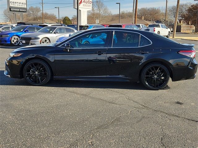 2022 Toyota Camry Hybrid XSE