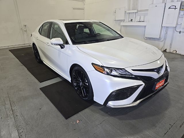 2022 Toyota Camry Hybrid XSE