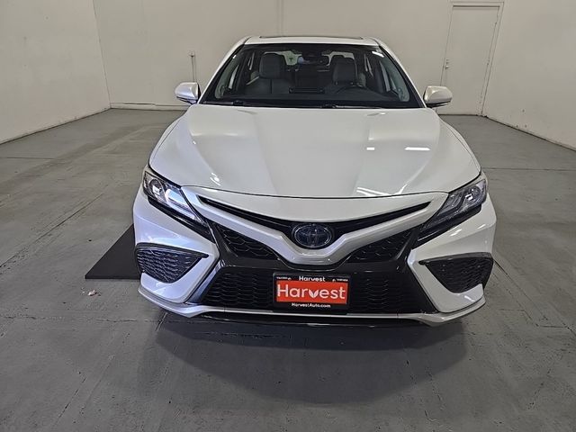 2022 Toyota Camry Hybrid XSE