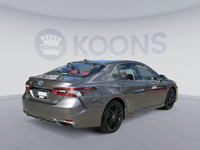 2022 Toyota Camry Hybrid XSE