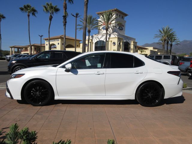 2022 Toyota Camry Hybrid XSE