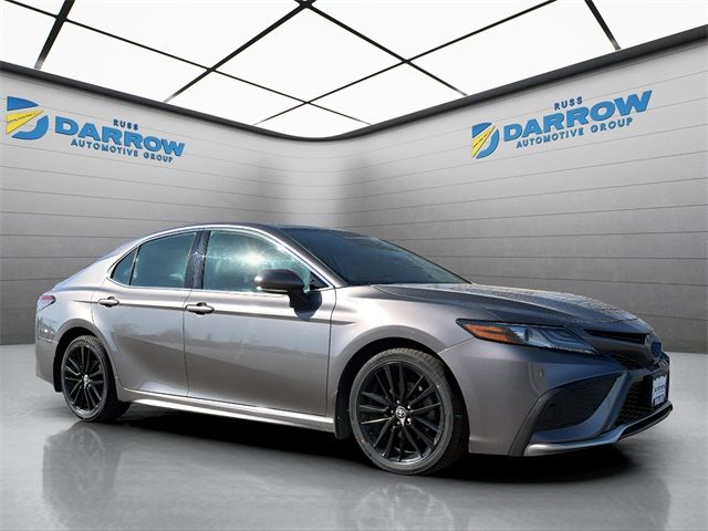 2022 Toyota Camry Hybrid XSE