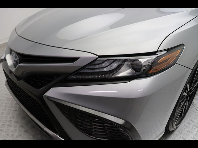 2022 Toyota Camry Hybrid XSE