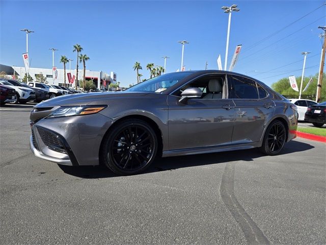 2022 Toyota Camry Hybrid XSE