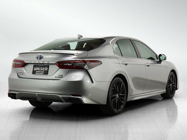 2022 Toyota Camry Hybrid XSE