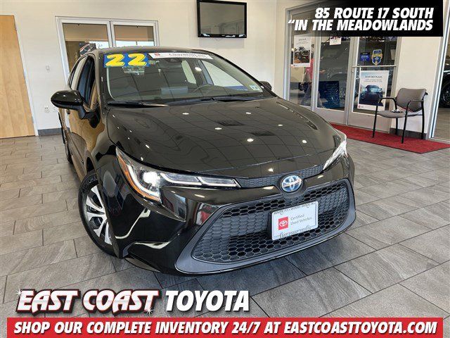 2022 Toyota Corolla Hybrid LE