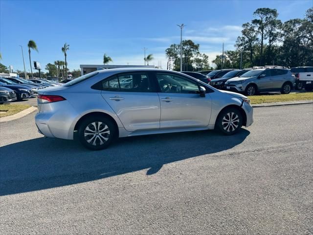 2022 Toyota Corolla Hybrid LE