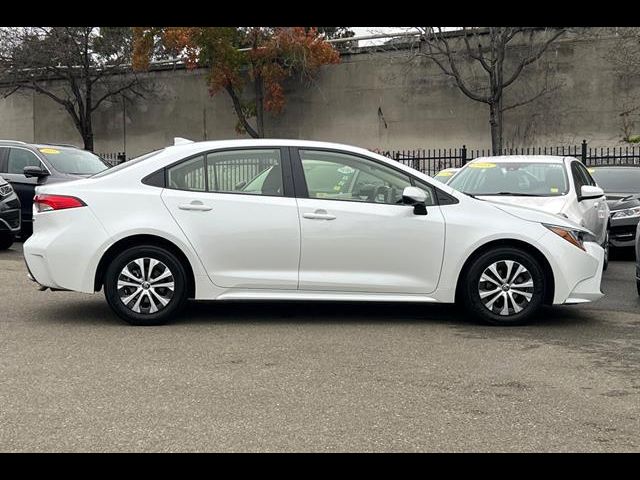 2022 Toyota Corolla Hybrid LE