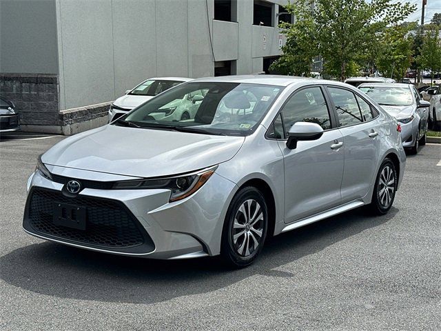 2022 Toyota Corolla Hybrid LE