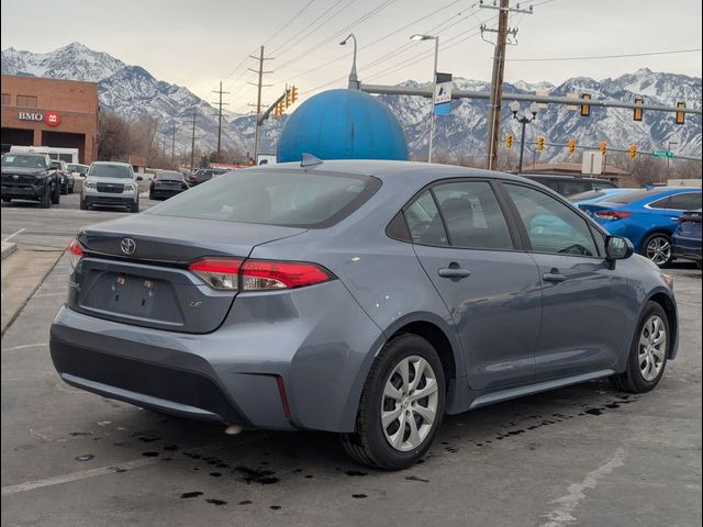 2022 Toyota Corolla LE