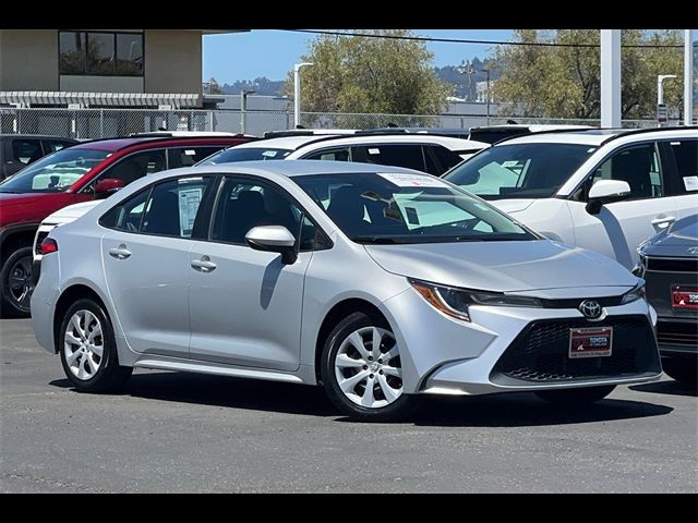 2022 Toyota Corolla LE