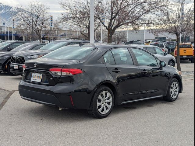 2022 Toyota Corolla LE