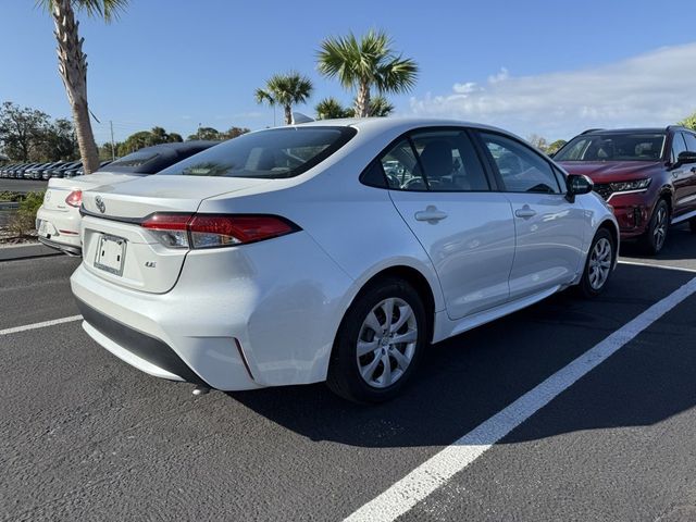 2022 Toyota Corolla LE