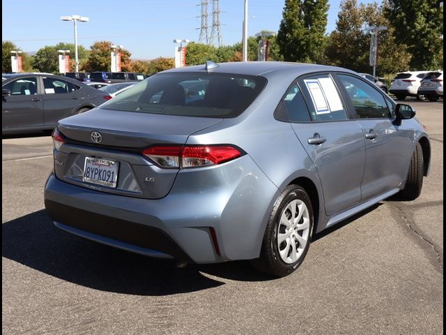 2022 Toyota Corolla LE