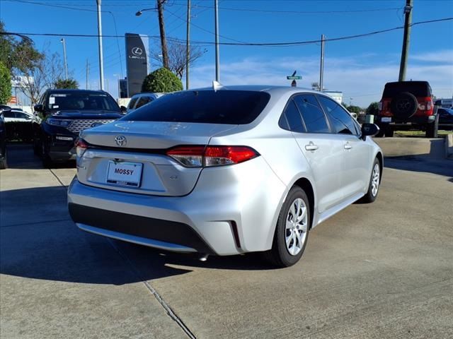 2022 Toyota Corolla LE