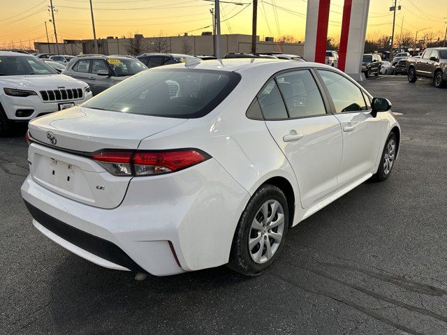 2022 Toyota Corolla LE