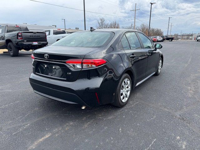 2022 Toyota Corolla LE