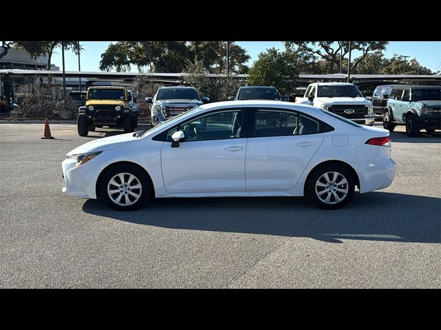 2022 Toyota Corolla LE