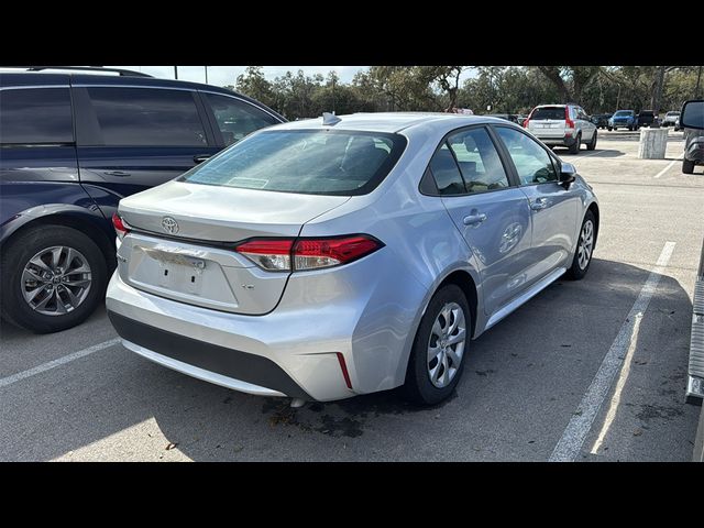 2022 Toyota Corolla LE