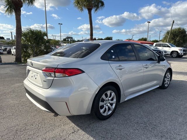 2022 Toyota Corolla LE