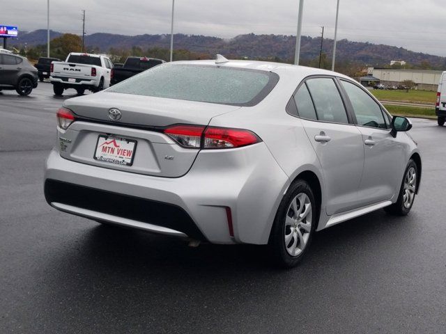 2022 Toyota Corolla LE