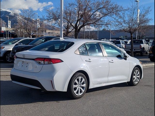 2022 Toyota Corolla LE