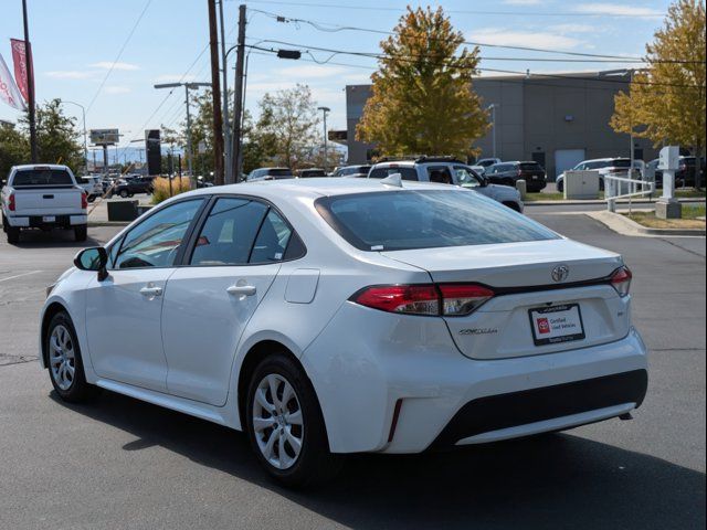 2022 Toyota Corolla LE