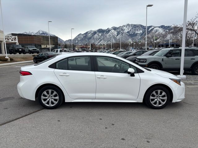 2022 Toyota Corolla LE