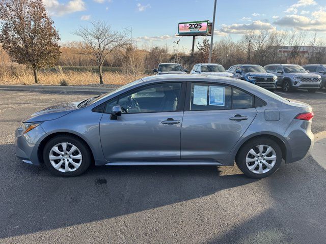 2022 Toyota Corolla LE