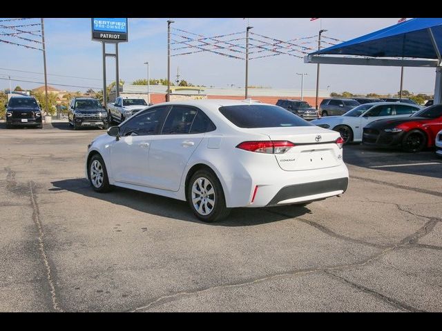 2022 Toyota Corolla LE