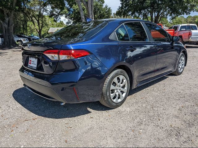 2022 Toyota Corolla LE