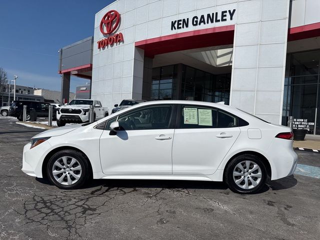 2022 Toyota Corolla LE