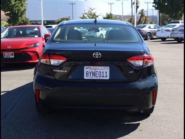 2022 Toyota Corolla LE