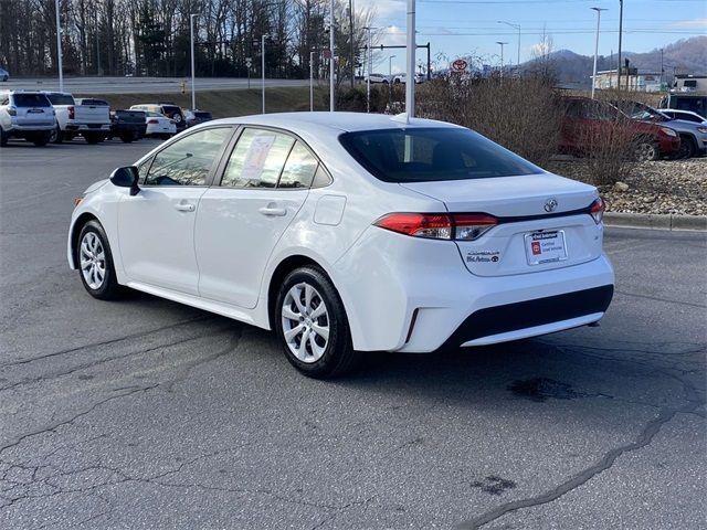 2022 Toyota Corolla LE