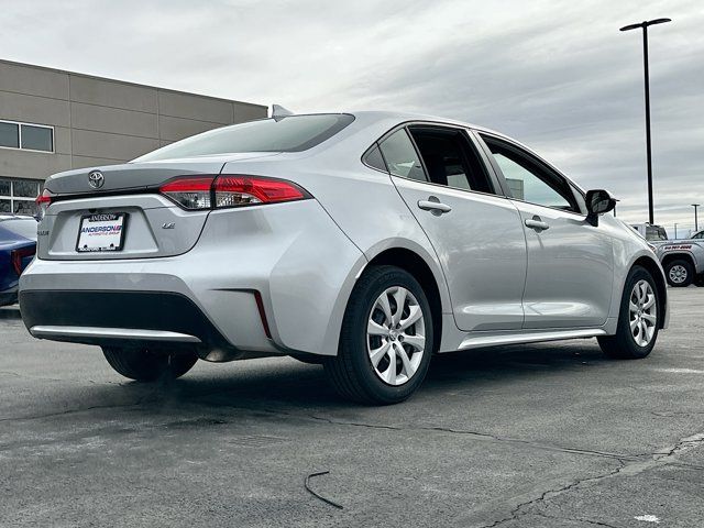 2022 Toyota Corolla LE