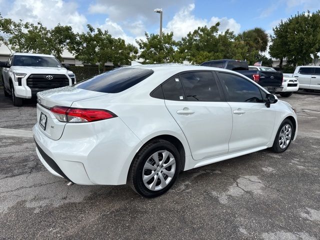 2022 Toyota Corolla LE