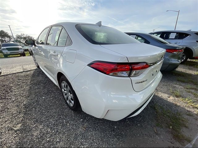 2022 Toyota Corolla LE