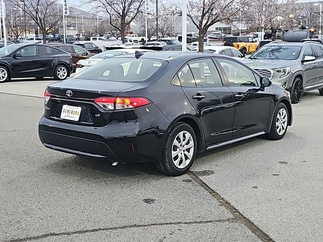 2022 Toyota Corolla LE