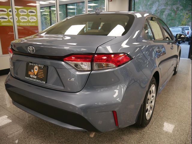 2022 Toyota Corolla LE