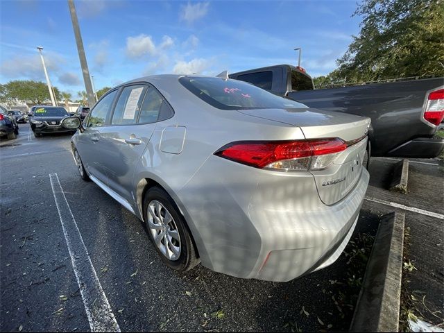 2022 Toyota Corolla LE