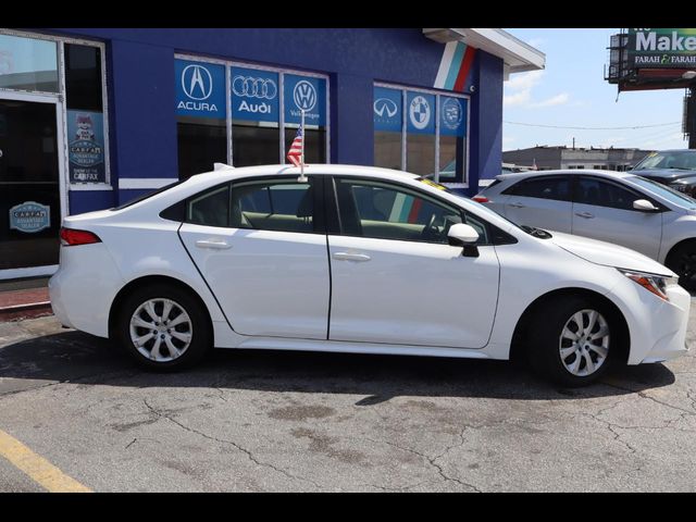 2022 Toyota Corolla LE