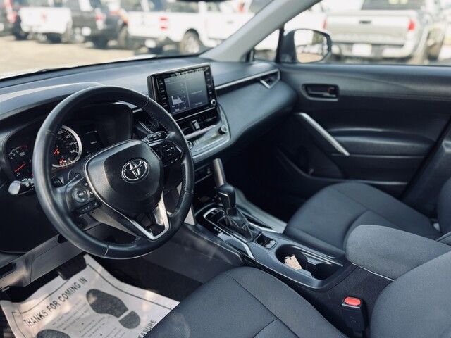 2022 Toyota Corolla Cross LE