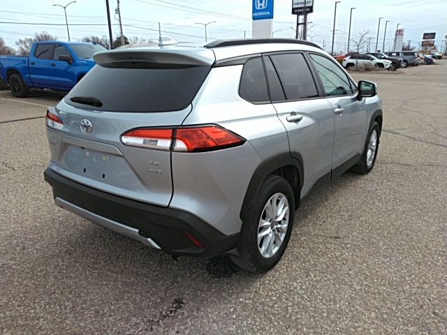 2022 Toyota Corolla Cross LE
