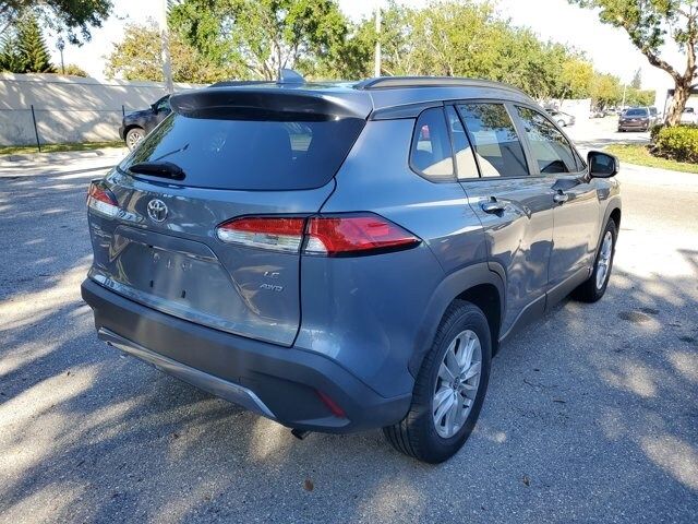 2022 Toyota Corolla Cross LE