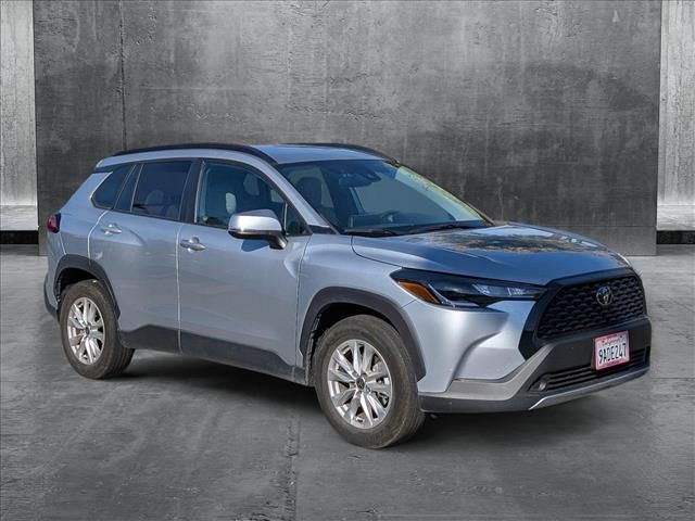 2022 Toyota Corolla Cross LE